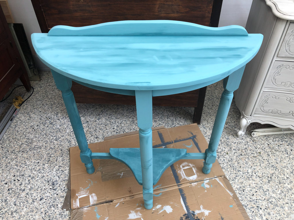 St Tropez Artisan Natural chalk finish