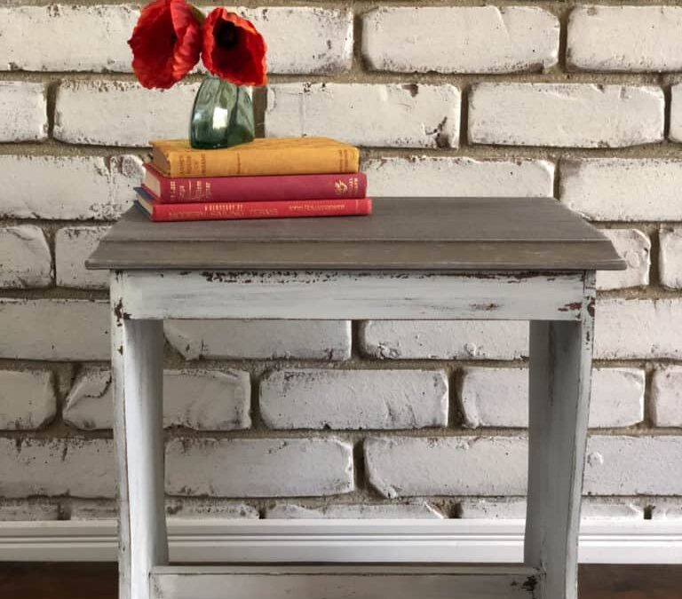 Amazing Farmhouse Finish to Try Right Now using Milk Paint over SFO!