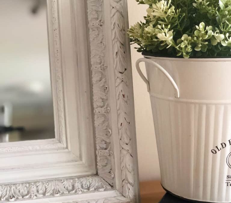 How to Antique an Ornate Frame using Miss Mustard Seed’s Zinc Wax