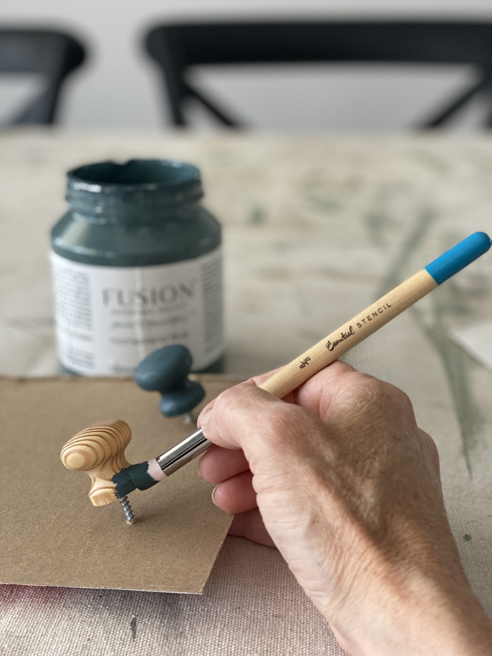 painting drawer knobs